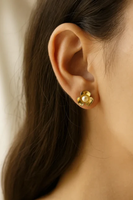 Classic Pearl Flower Studs Earrings, best fashion accessories brand in India